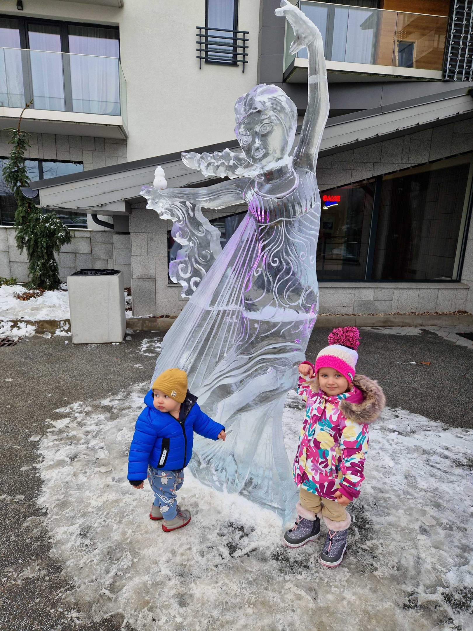 Blue Mountain Resort i ferie z dziećmi w tematyce Krainy Lodu